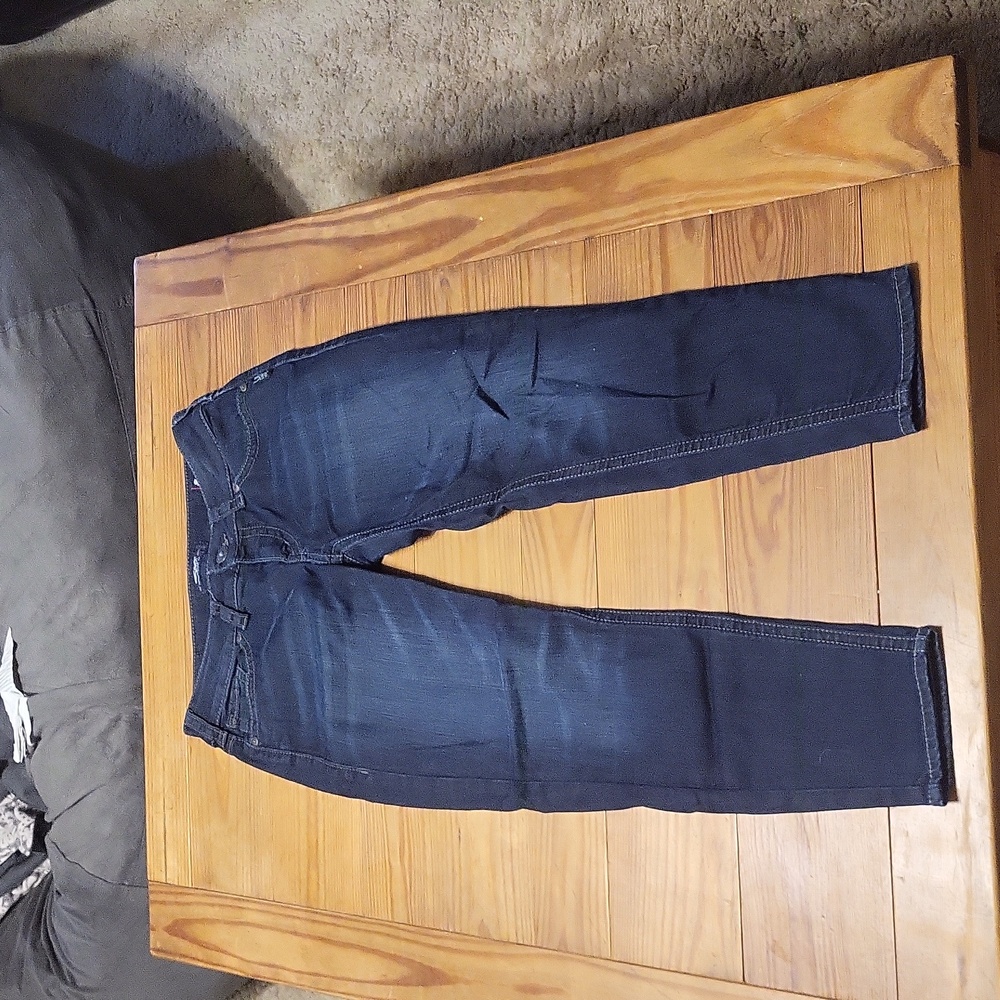 Dark wash skinny jean